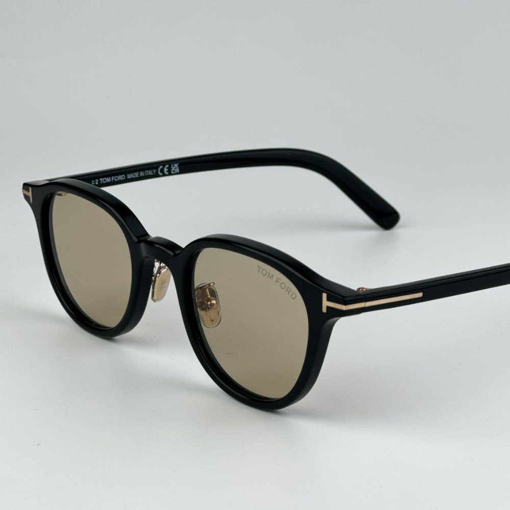 NEW Tom Ford FT0977-D 01A Shiny Black Smoke Round Unisex Sunglasses - Picture 7 of 14